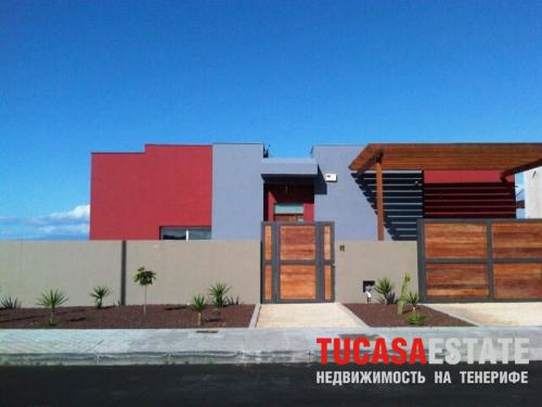 Недвижимость на Тенерифе -Продается новая трехэтажная вилла в тихом