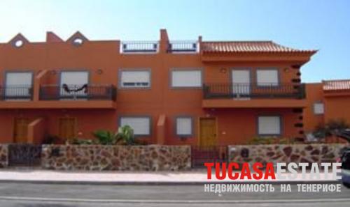 Недвижимость на Тенерифе -Продается квартира в районе Las Americas. После