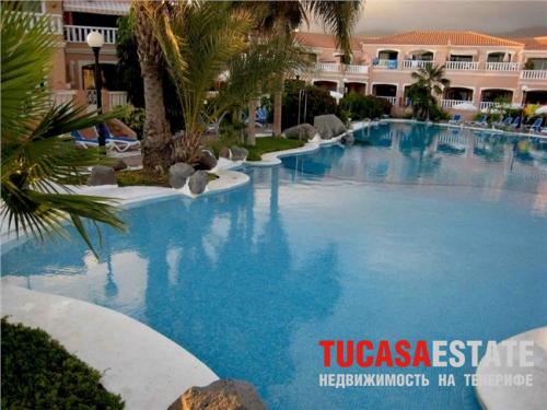 Недвижимость на Тенерифе -
Сдается квартира в элитном районе Playa de Fa?abe. После