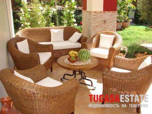 Недвижимость на Тенерифе -Сдается уютная Вилла в районе Los Cristianos.