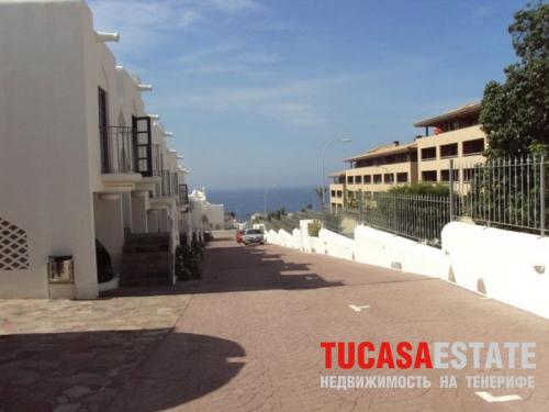 Недвижимость на Тенерифе -Продается квартира в районе Playa Paraiso.