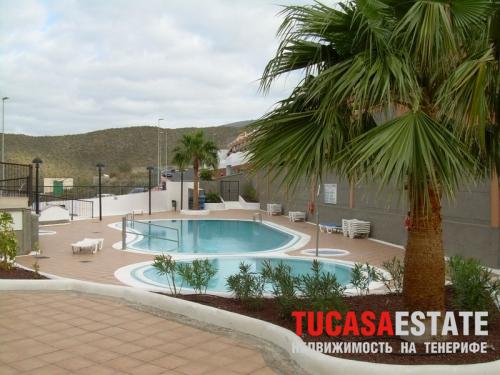 Недвижимость на Тенерифе -Продается квартира в районе Torviscas Alto.